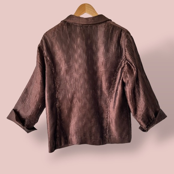 Chicos Brown‎ Light Crinkle Shiny Two Button Lined Blazer Jacket Size 2 US Large - Picture 3 of 8